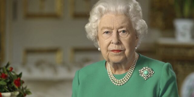 Διάγγελμα βασίλισσας Ελισάβετ για κορονοϊό: “Έχουμε πολλά να υπομείνουμε αλλά θα νικήσουμε”