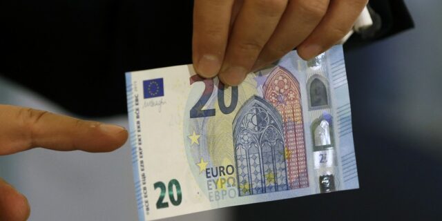 Γιατί τα κέρματα του ευρώ είναι πιο ασφαλή από τα χαρτονομίσματα
