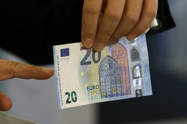 Γιατί τα κέρματα του ευρώ είναι πιο ασφαλή από τα χαρτονομίσματα