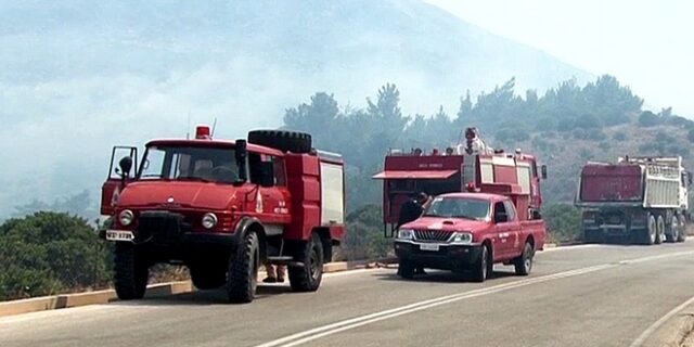 Υπό μερικό έλεγχο η φωτιά στην Χίο – Καλύτερη εικόνα στη Σάμο