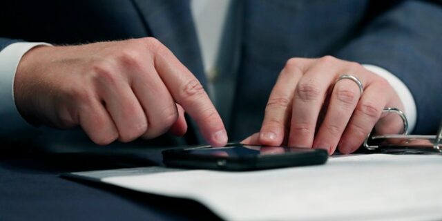 COVIDSafe: Εφαρμογή στα κινητά ιχνηλατεί κρούσματα κορονοϊού