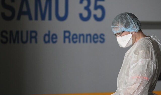 Γαλλία: 987 νεκροί μέσα σε μία μέρα, μεταξύ αυτών και ένα παιδί