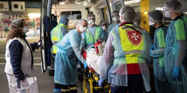 Κορονοϊός – Γαλλία: Πάνω από 5.300 νεκροί – Οι 884 ήταν σε γηροκομεία