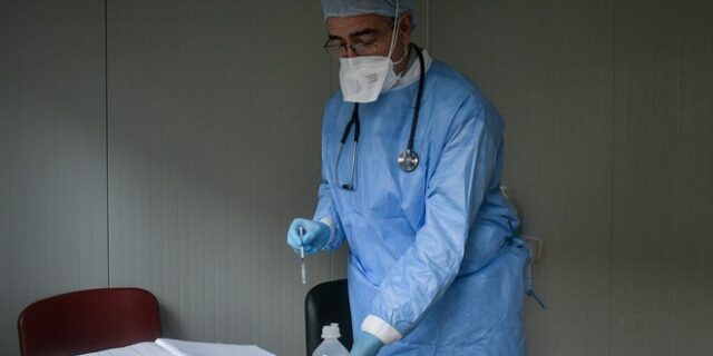 Κορονοϊός: Σχεδόν 1000 εξετάσεις για ανίχνευση κορονοϊού στο Πανεπιστήμιο Πατρών