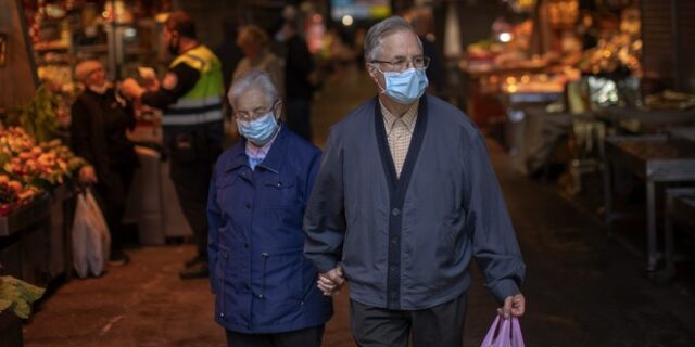 Ισπανία: Ο χαμηλότερος ημερήσιος αριθμός νεκρών εδώ και έξι εβδομάδες
