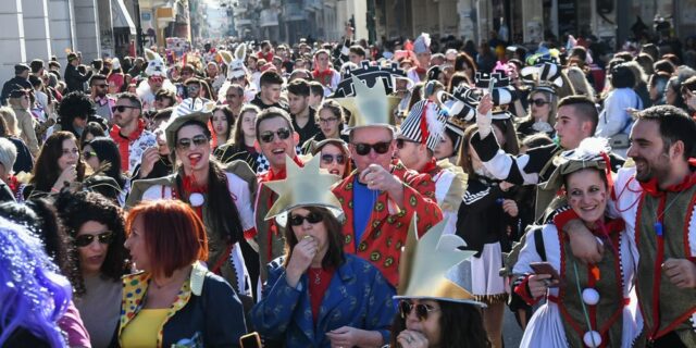 Τεράστια η ζημιά της εστίασης στην Πάτρα από την ακύρωση του Καρναβαλιού