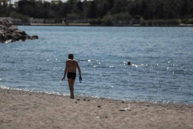 Απαγορεύτηκε η κολύμβηση και το ψάρεμα