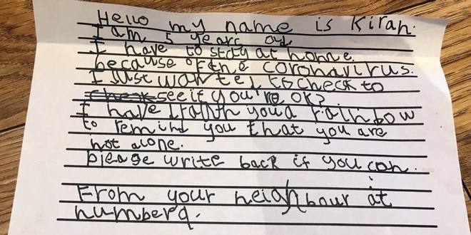 Βρετανία: Πεντάχρονη έστειλε γράμμα στον 93χρονο γείτονά της – “Δεν είσαι μόνος”