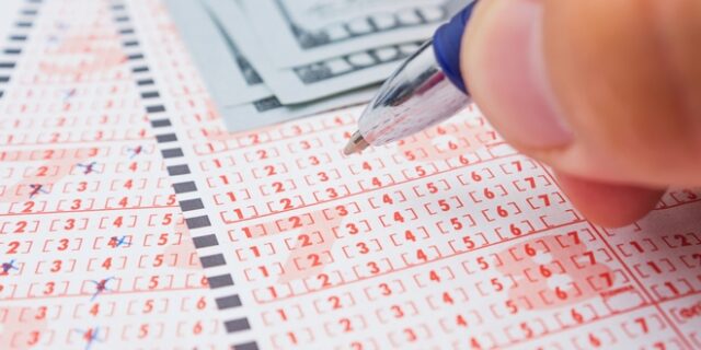 Αυστραλία: Έμεινε άνεργος λόγω κορονοϊού αλλά κέρδισε 2,7 εκατ. ευρώ σε λοταρία