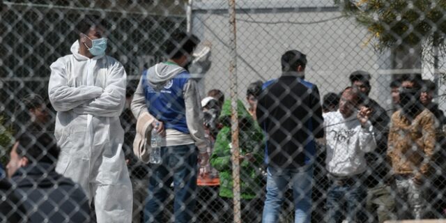Στον Σταθμό Λαρίσης οι μετανάστες από την δομή Μαλακάσας που έσπασαν την καραντίνα