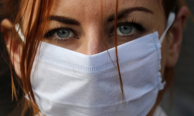 Ζωή με μάσκα: Η ακριβή προστασία, το πρόστιμο και οι εναλλακτικές