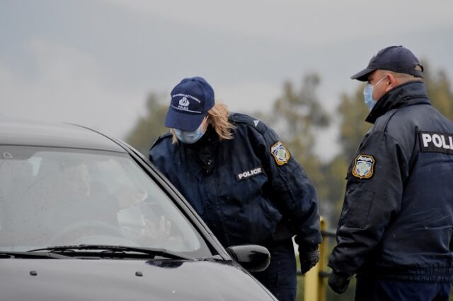 Κορονοϊός: Καθολική απαγόρευση κυκλοφορίας το βράδυ στη Μύκονο- Νέα μέτρα σε Σαντορίνη