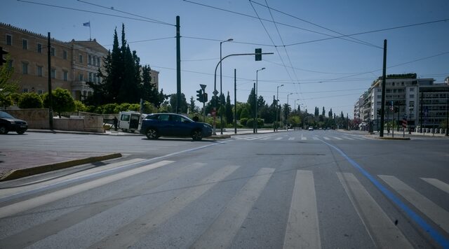 Άρση απαγόρευσης: Ποια τα κρίσιμα κριτήρια για τη χαλάρωση των μέτρων