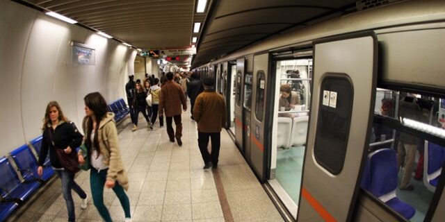Άρση περιοριστικών μέτρων: Ο κορονοϊός αλλάζει τις ώρες προσέλευσης στη δουλειά