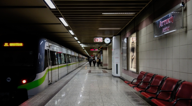 Μετά τον κορονοϊό: Πώς θα επανέλθουν τα δρομολόγια Μετρό, λεωφορείων και τρένων