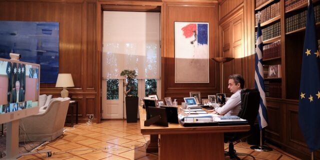 Τηλεδιάσκεψη Μητσοτάκη με ηγέτες κρατών που απέκρουσαν τον κορονοϊό