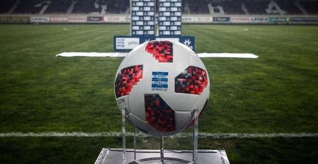 Super League: Αναστολή μέχρι 24/4 και μετά η απόφαση για διακοπή