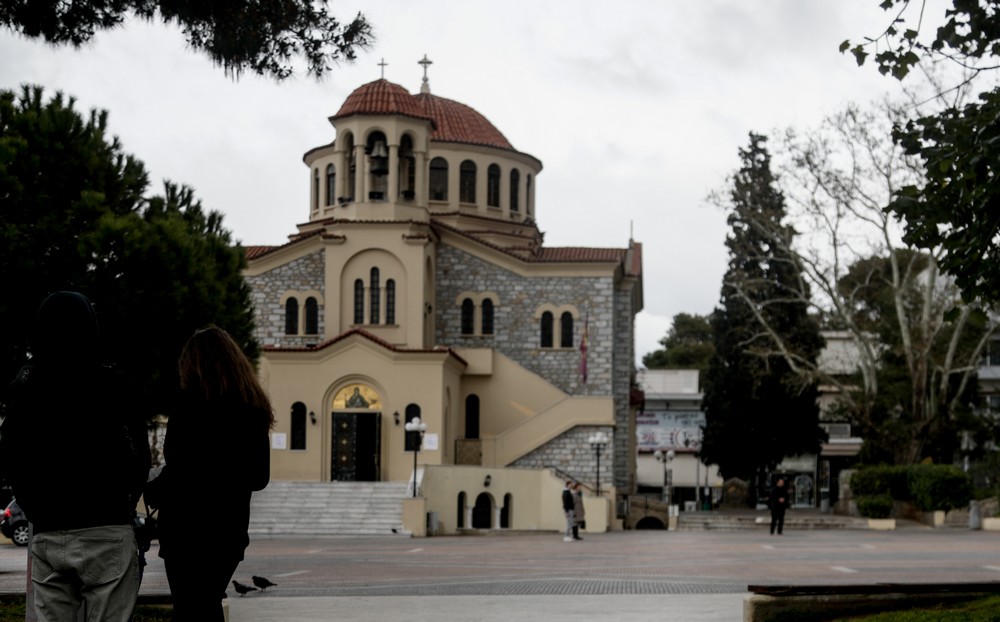 Λαμιώτης παρακινούσε πιστούς να εισβάλουν στις εκκλησίες και συνελήφθη