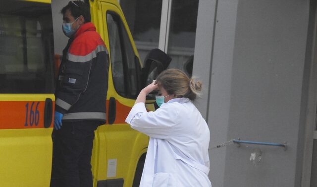 Κορονοϊός: Στους 98 οι νεκροί στην Ελλάδα – 33 νέα κρούσματα
