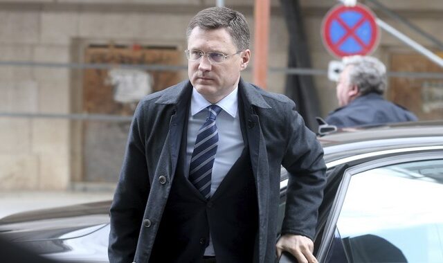 Ρωσία: Αναμένει μείωση παραγωγής πετρελαίου από χώρες εκτός ΟΠΕΚ