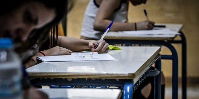 Κεραμέως: Οι Πανελλήνιες θα ξεκινήσουν τον Ιούνιο