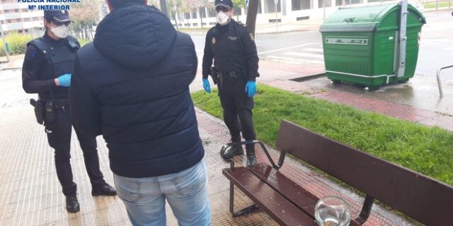 Ισπανία: Πήγε τα ψάρια του βόλτα και τον “μάζεψαν”