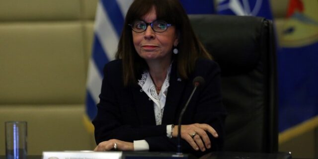 Σακελλαροπούλου για Κοροβέση: “Ένας μαχητικός υπερασπιστής της δημοκρατίας”