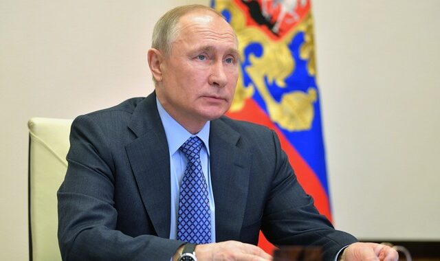 Ο Πούτιν καλεί τις ΗΠΑ να ξεκινήσουν διάλογο σε θέματα κυβερνοασφάλειας
