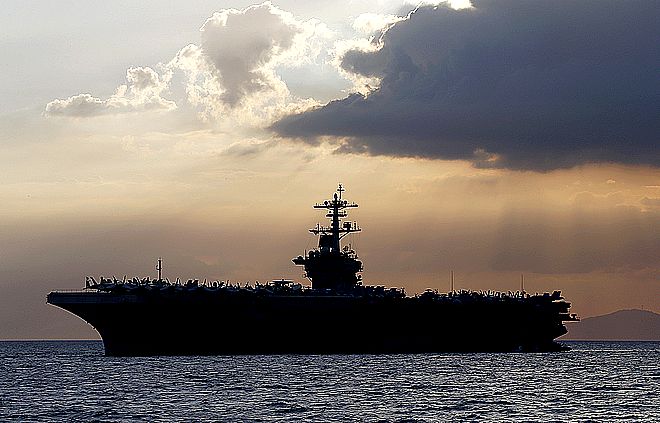 Κορονοϊός: Κατέληξε ένας από τους ναύτες του αεροπλανοφόρου “Θίοντορ Ρούζβελτ”