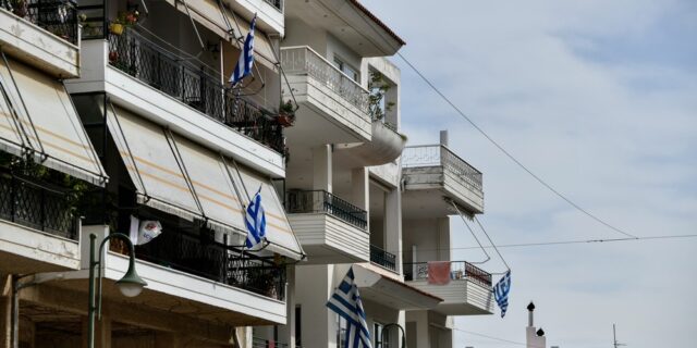 Παράταση της προστασίας της πρώτης κατοικίας ζητά το Οικονομικό Επιμελητήριο