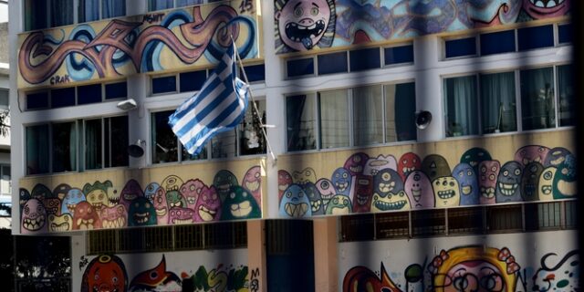 Άρση περιοριστικών μέτρων: Θ’ ανοίξουν όλα τα σχολεία – Το σχέδιο για μετακινήσεις, τουρισμό, ηλικιωμένους