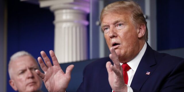 Ο κορονοϊός εξαφανίζει την εμπιστοσύνη των Αμερικανών στον Τραμπ