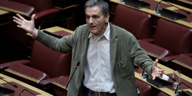 E. Tσακαλώτος: “Το παράθυρο ευκαιρίας για ένα εμπροσθοβαρές πρόγραμμα έχει σχεδόν κλείσει”