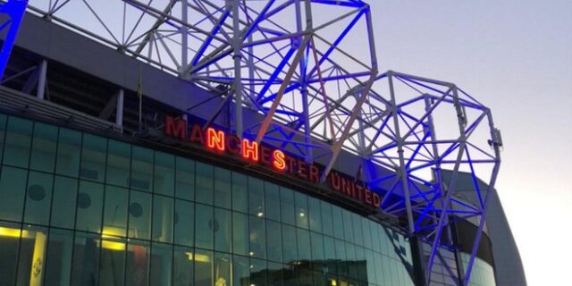 Μάντσεστερ Γιουνάιτεντ: Η σπουδαία χειρονομία για να τιμήσει γιατρούς και νοσηλευτές