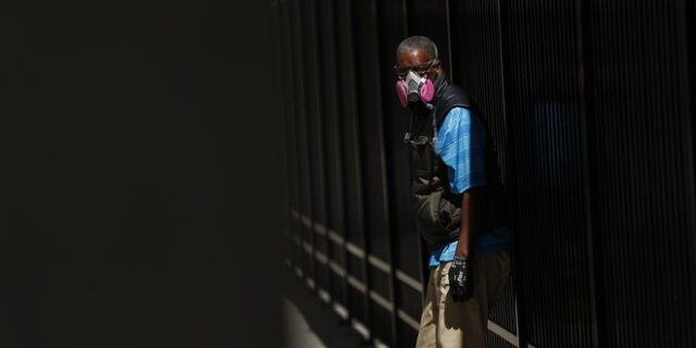 Κορονοϊός: Θλιβερό ρεκόρ στις ΗΠΑ με πάνω από 2000 νεκρούς σε μια μέρα