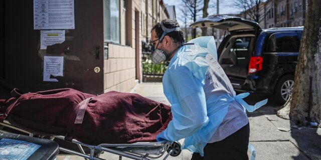 Κορονοϊός-ΗΠΑ: Νέο παγκόσμιο ρεκόρ θανάτων – 1.480 νεκροί σε 24 ώρες