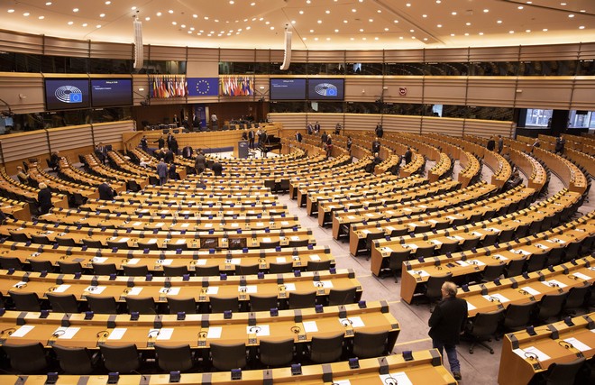Κορονοϊός – ΕΕ: Κοινή δήλωση Ελλάδας και άλλων 12 κρατών-μελών με αιχμές για τον Όρμπαν