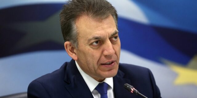 Βρούτσης: Πρόστιμο σε όσους απασχολούν εργαζόμενους ενώ είναι σε αναστολή