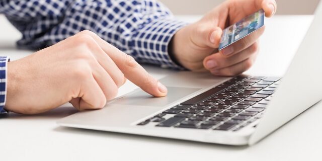Τράπεζες: 100.000 συνδρομητές web banking σε 15 μέρες