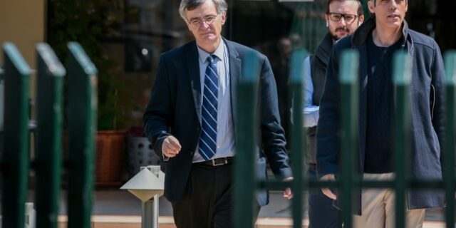 Κορονοϊός: Πρωτοποριακή έρευνα του Παστέρ με τον Σωτήρη Τσιόδρα για τις ιικές παραλλαγές