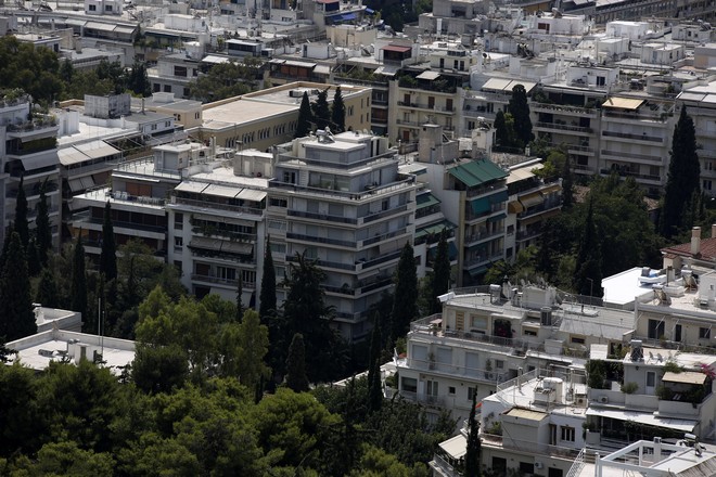 Μέχρι την Πέμπτη στη Βουλή οι διατάξεις για μειώσεις φόρων στήριξης ιδιοκτητών