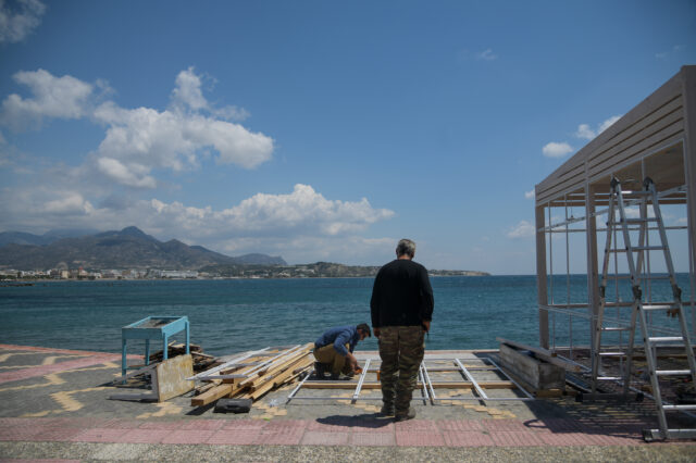 Ιεράπετρα: Ψύχραιμοι οι κάτοικοι μετά τον σεισμό των 6 Ρίχτερ