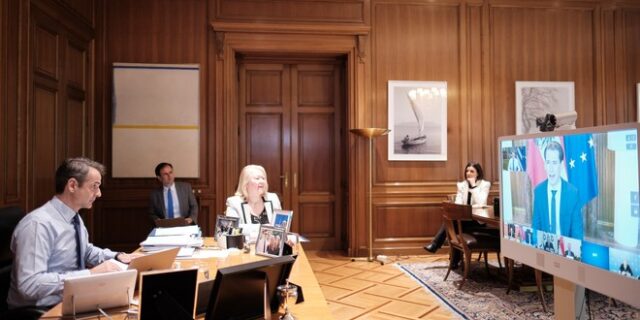 Τηλεδιάσκεψη Μητσοτάκη με ηγέτες κρατών που αντιμετώπισαν με επιτυχία την πανδημία