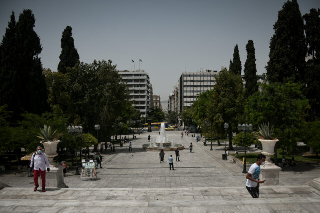 Κορονοϊός: Σε εξαιρετικά χαμηλά επίπεδα η μεταδοτικότητα του ιού στην Ελλάδα