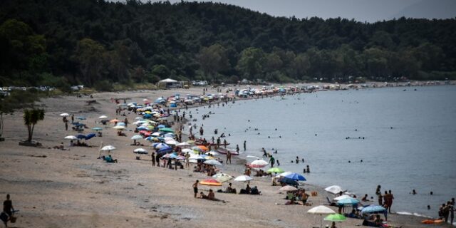 Guardian: Η Ελλάδα θέλει να κεφαλαιοποιήσει την πετυχημένη διαχείριση της πανδημίας