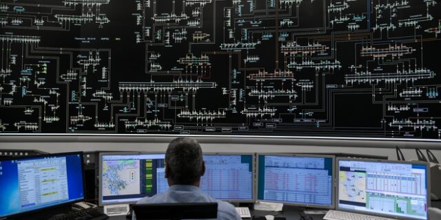 ΑΔΜΗΕ: Μέχρι αρχές Ιουνίου οι υπογραφές για την Κρήτη