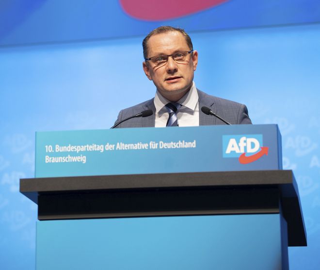 Γερμανία: “Εκκαθάριση” από νεοναζιστές κάνει το ακροδεξιό AfD
