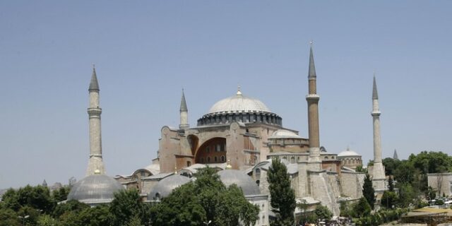 Αγία Σοφία: Σήμερα η απόφαση για το αν θα γίνει τζαμί