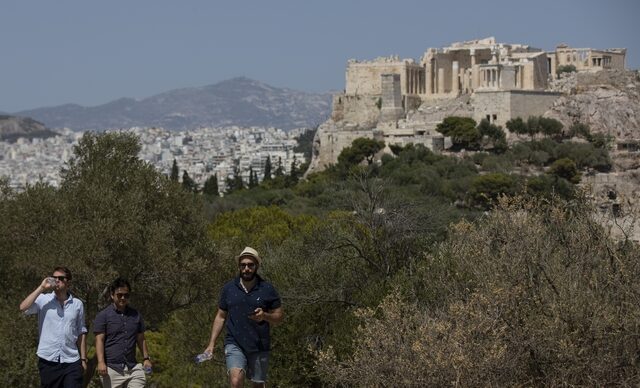 Τουρισμός: Την Τετάρτη το διάγγελμα Μητσοτάκη – Άνοιγμα συνόρων το αργότερο την 1η Ιουλίου