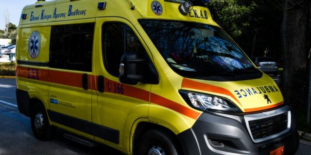 Κρήτη: Σφοδρή σύγκρουση μηχανής με αυτοκίνητο – Σε σοβαρή κατάσταση 30χρονος